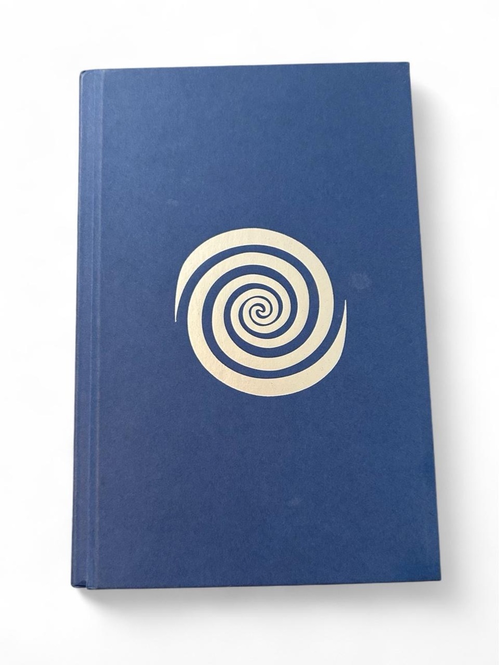 Molly Moon's Incredible Book of Hypnotism Hardcover Georgia Byng 2003 Stated 1st